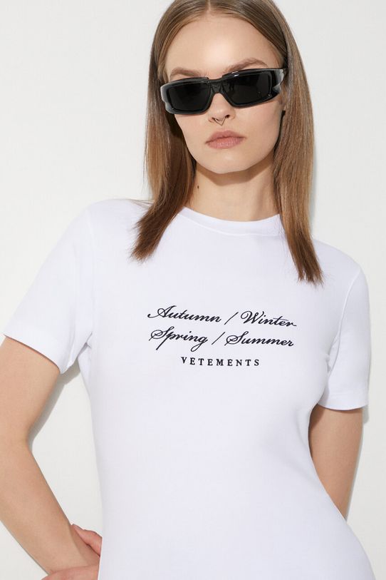 VETEMENTS t-shirt 4 Seasons Embroidered Logo Fitted T-Shirt slim white WE64TR620W