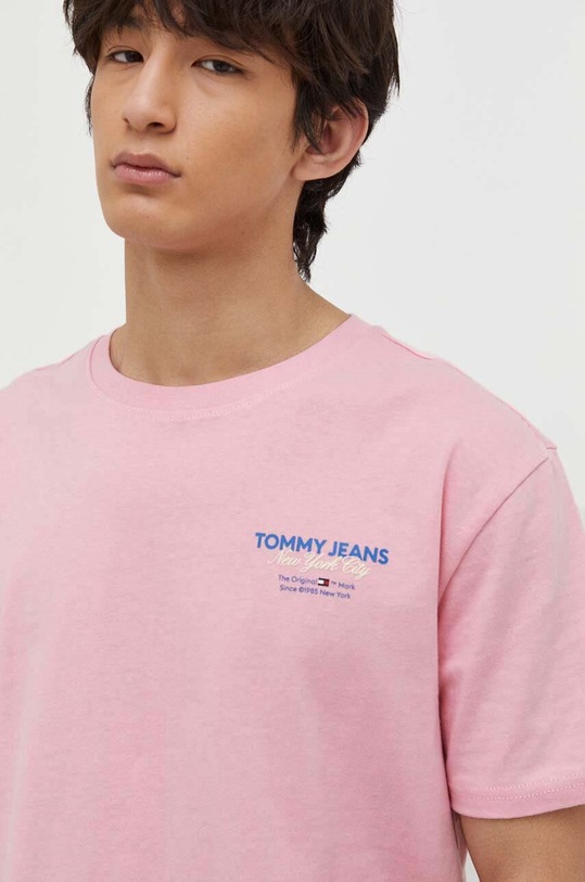 Tommy Jeans t-shirt bawełniany różowy DM0DM18286