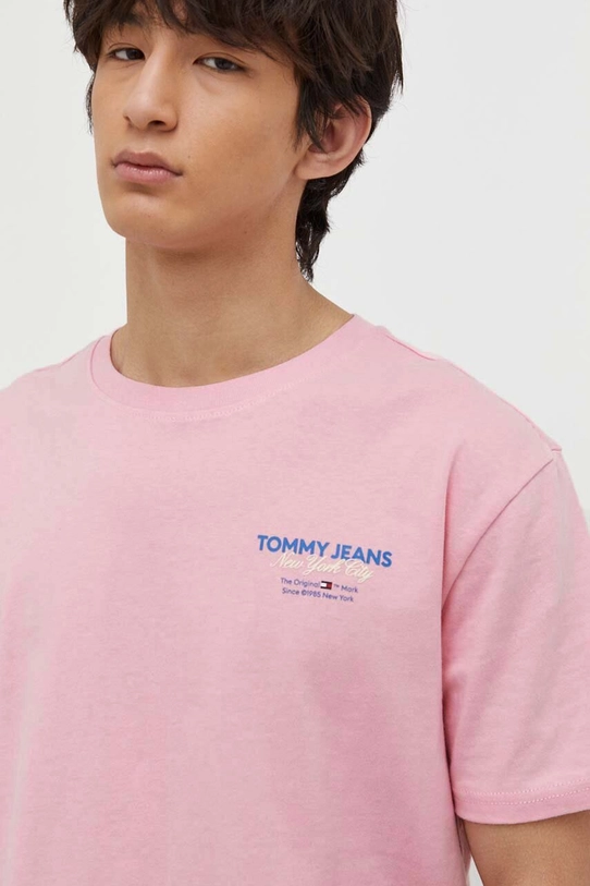 Bavlněné tričko Tommy Jeans růžová DM0DM18286