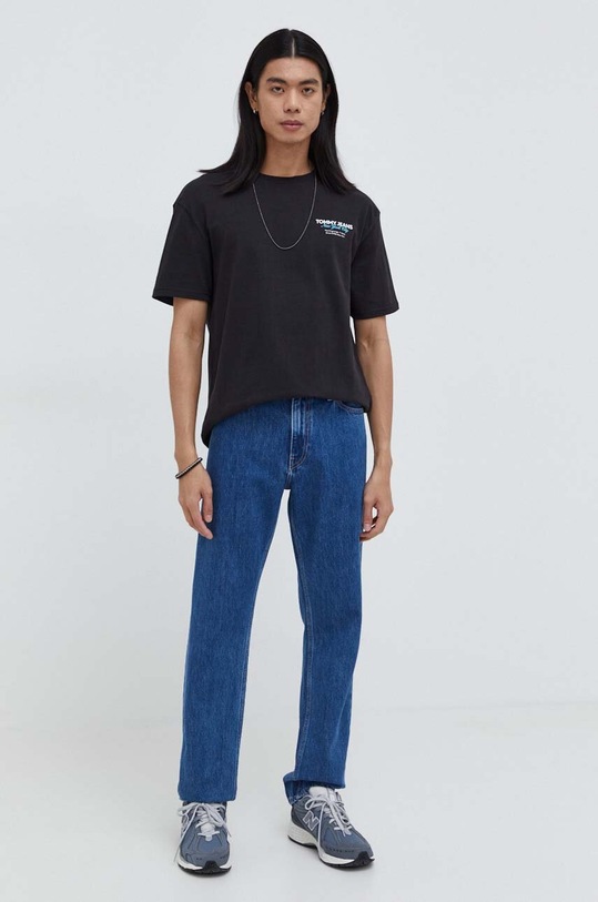 Бавовняна футболка Tommy Jeans DM0DM18286 чорний SS24