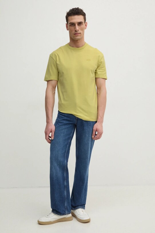 Хлопковая футболка Calvin Klein K10K112749 жёлтый SS25