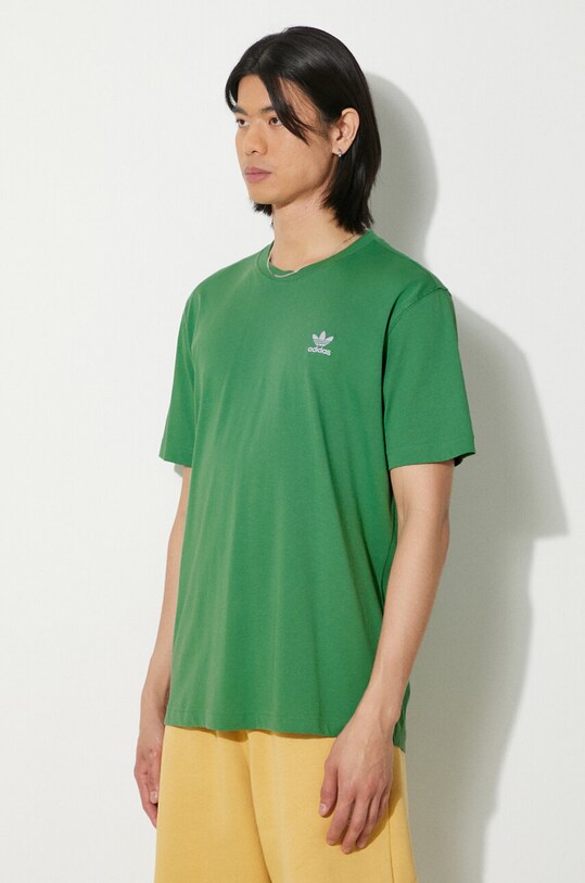 Βαμβακερό μπλουζάκι adidas Originals πράσινο IN0671
