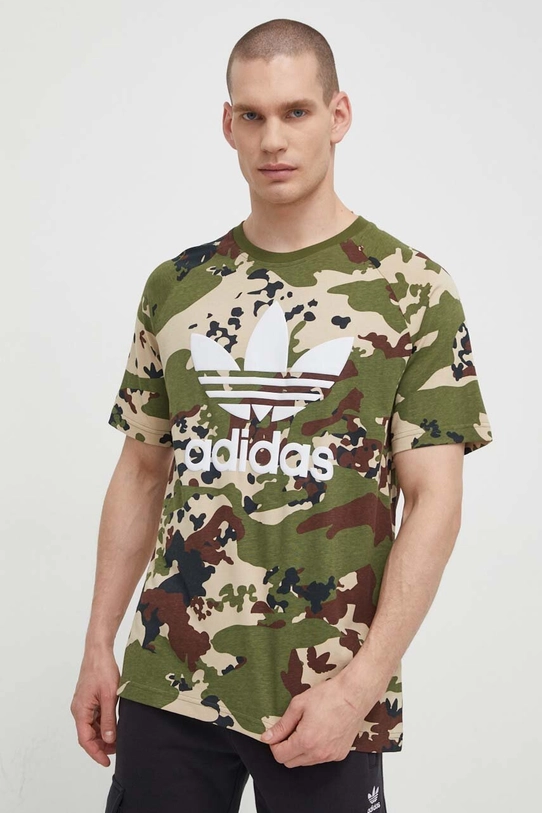 Хлопковая футболка adidas Originals узор зелёный IS0215