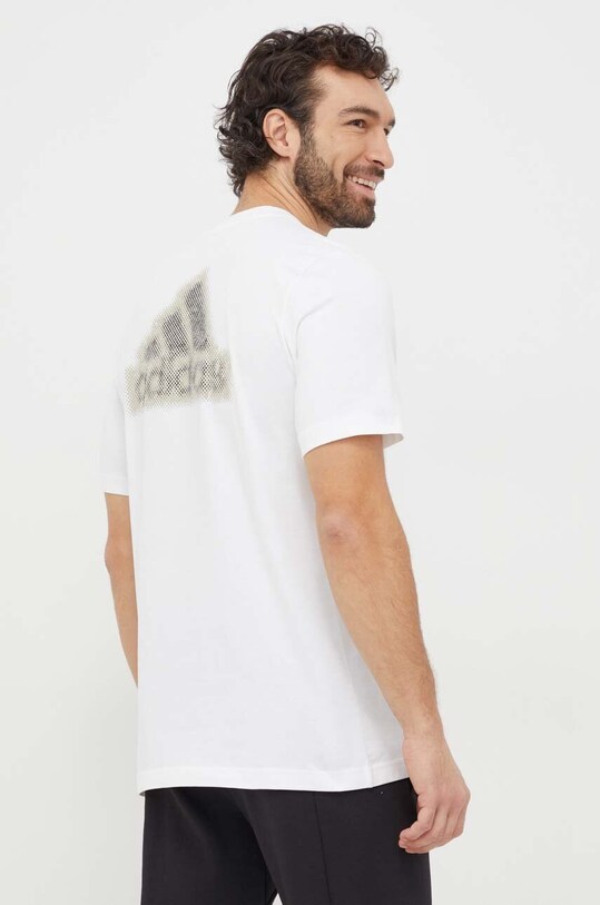 Дрехи Памучна тениска adidas IS2854 бял