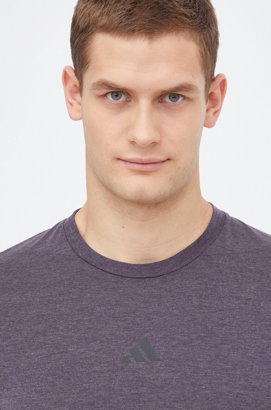 Футболка для тренинга adidas Performance фиолетовой IS3810