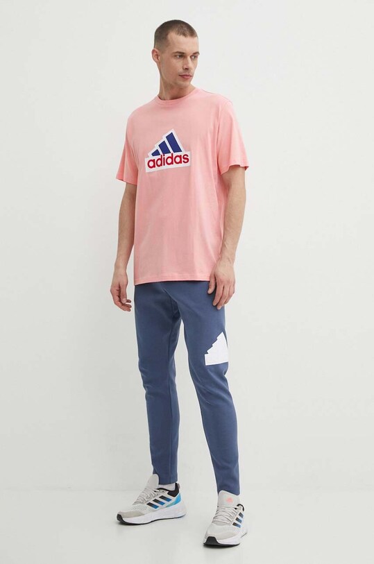 Хлопковая футболка adidas IS8342 розовый SS24