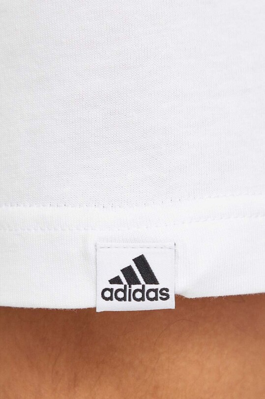 Памучна тениска adidas IW8835 бял