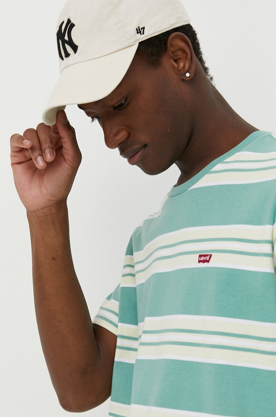 Bavlněné tričko Levi's zelená 56605