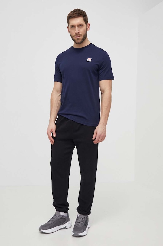 Fila t-shirt bawełniany Ledce FAM0616 granatowy AW24