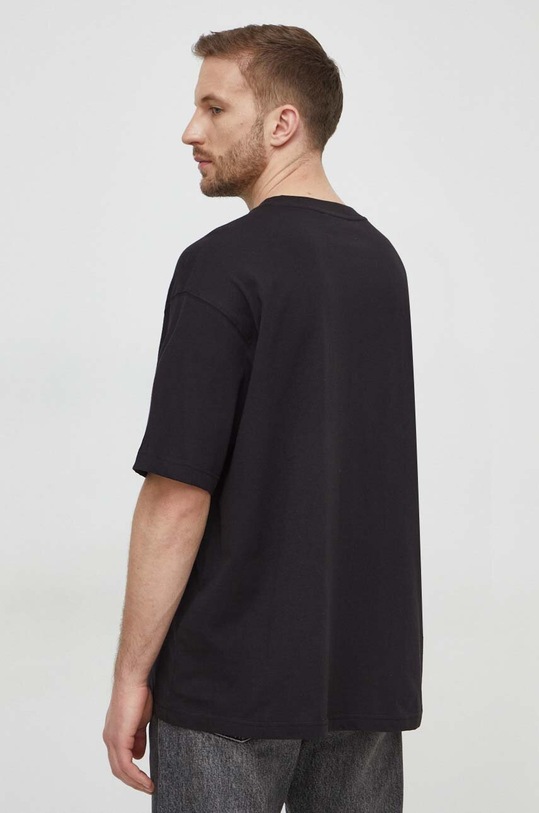 Odzież Versace Jeans Couture t-shirt bawełniany 76GAHT03.CJ00T czarny