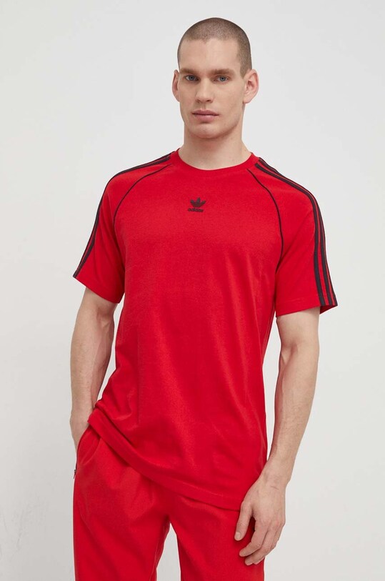 Хлопковая футболка adidas Originals красный IR9449