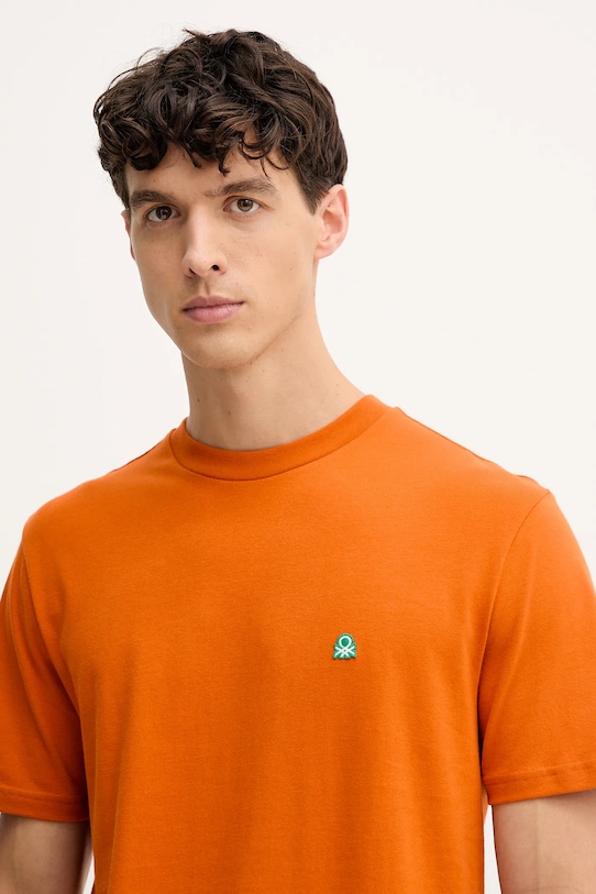 Хлопковая футболка United Colors of Benetton оранжевый 3MI5J1AF7