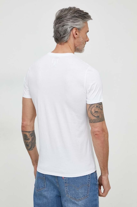 Bavlněné tričko Guess PIMA M2BP47.K7HD0 bílá AW24