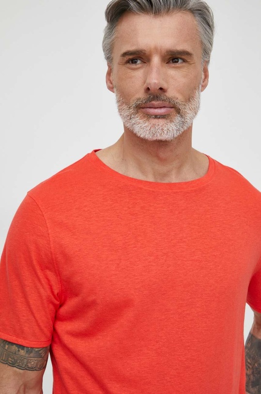 Odzież Tommy Hilfiger t-shirt z domieszką lnu UM0UM03226 czerwony
