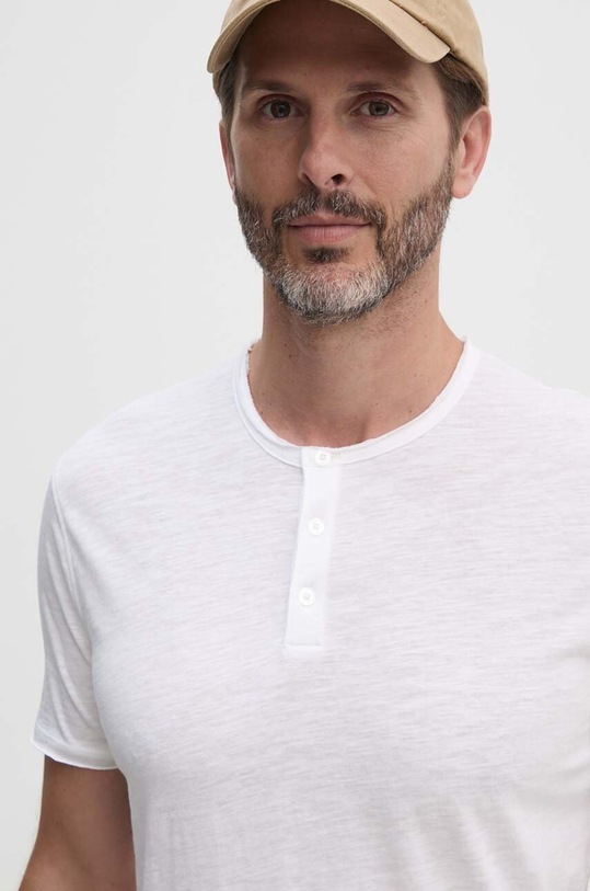 Sisley t-shirt bawełniany bawełna beżowy 3WF0S1009