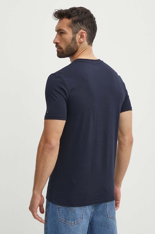 Bavlnené tričko Tommy Hilfiger UM0UM03196 tmavomodrá SS24