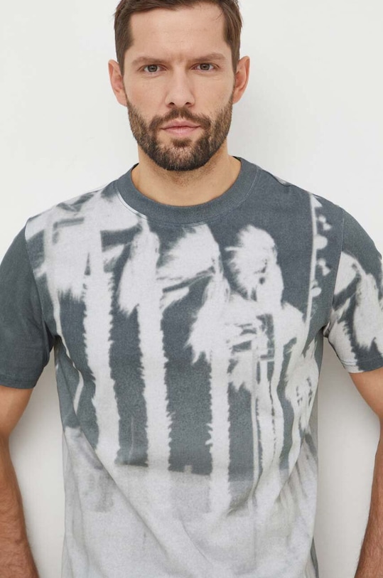 Bavlnené tričko Desigual zelená 24SMTK27