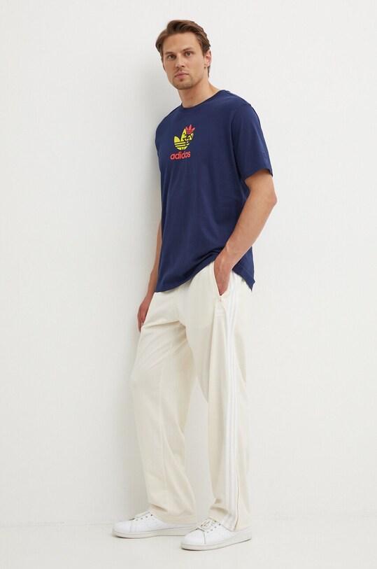 Памучна тениска adidas Originals Supply Short Sleeve Tee IS0233 тъмносин SS24