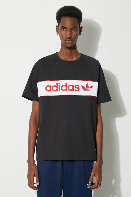 adidas Originals t-shirt in cotone regolare nero IS1404