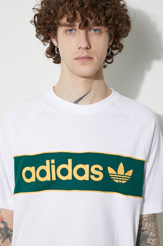 adidas Originals t-shirt in cotone IU0198 bianco