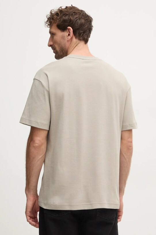 Abbigliamento Calvin Klein t-shirt in cotone K10K112487 beige