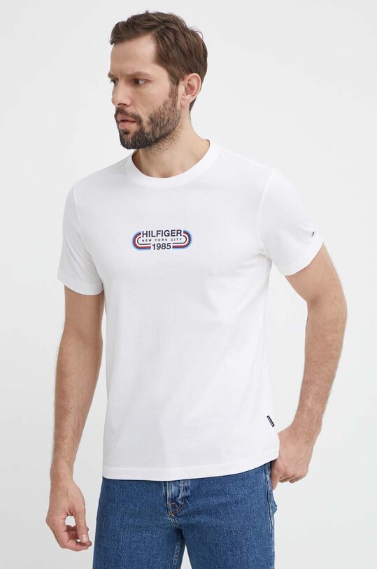 Памучна тениска Tommy Hilfiger MW0MW34429 бежов SS24