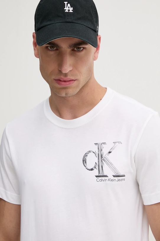 Бавовняна футболка Calvin Klein Jeans бавовна білий J30J325498