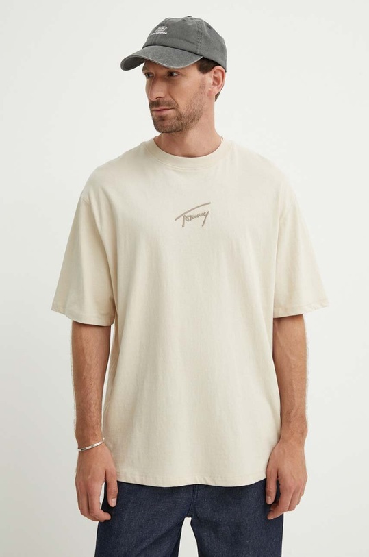 Bavlněné tričko Tommy Jeans kulatý béžová DM0DM18663