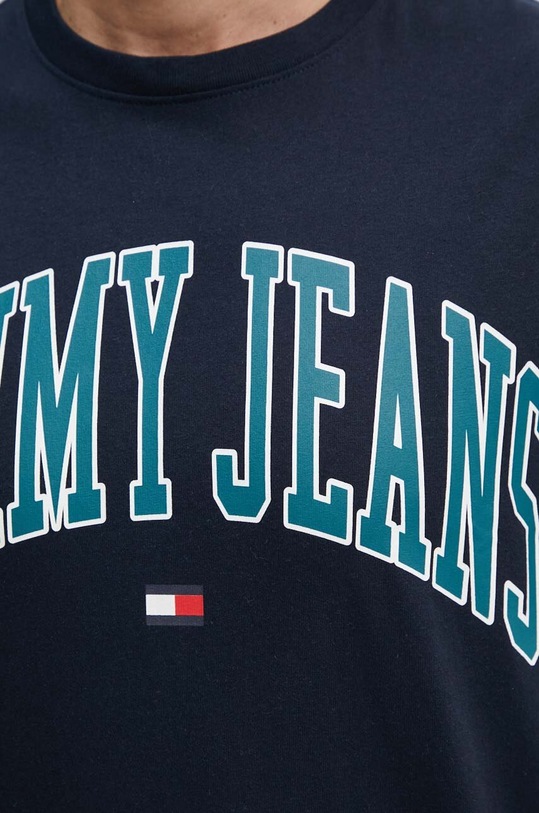 Bavlněné tričko Tommy Jeans námořnická modř DM0DM18558