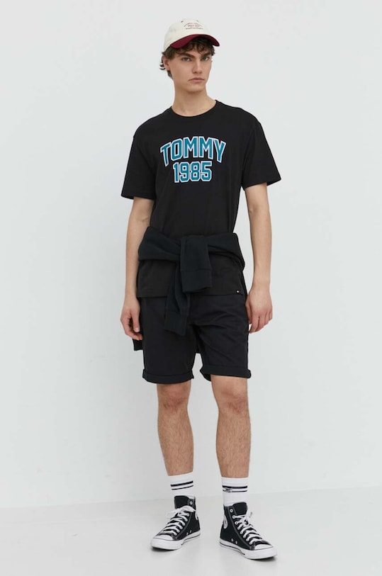 Tommy Jeans tricou din bumbac DM0DM18559 negru SS24