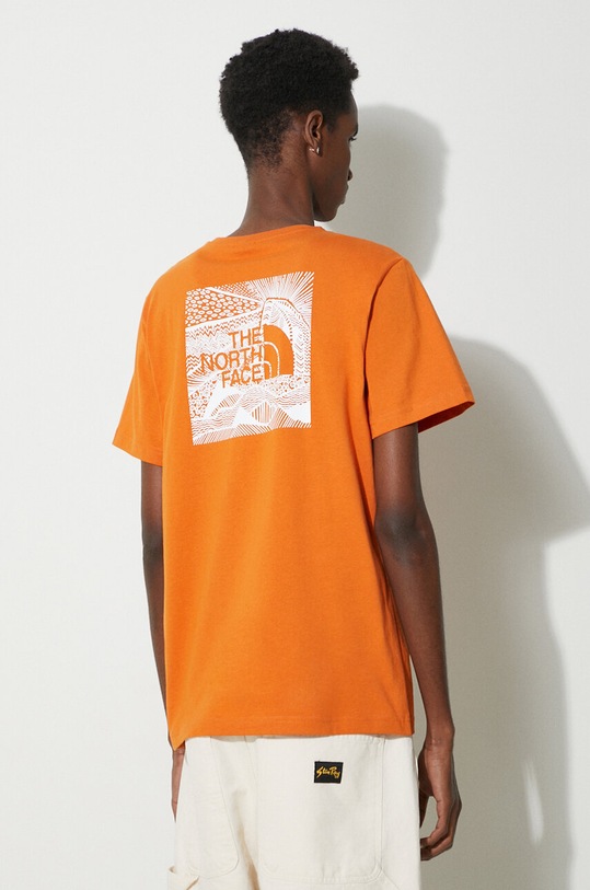 Odjeća Pamučna majica The North Face M S/S Redbox Celebration Tee NF0A87NVPCO1 narančasta