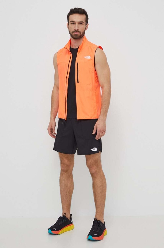 Спортна тениска The North Face NF0A8725JK31 черен SS24
