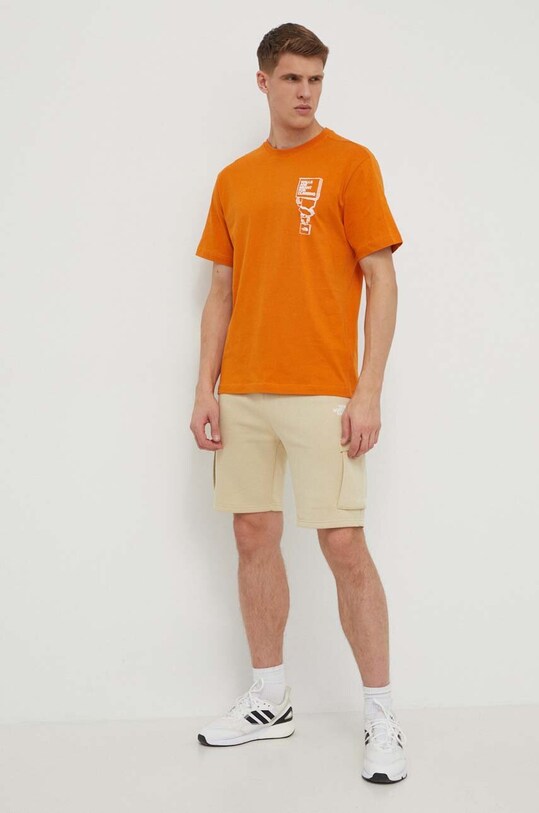 The North Face tricou din bumbac NF0A87FFPCO1 portocaliu SS24