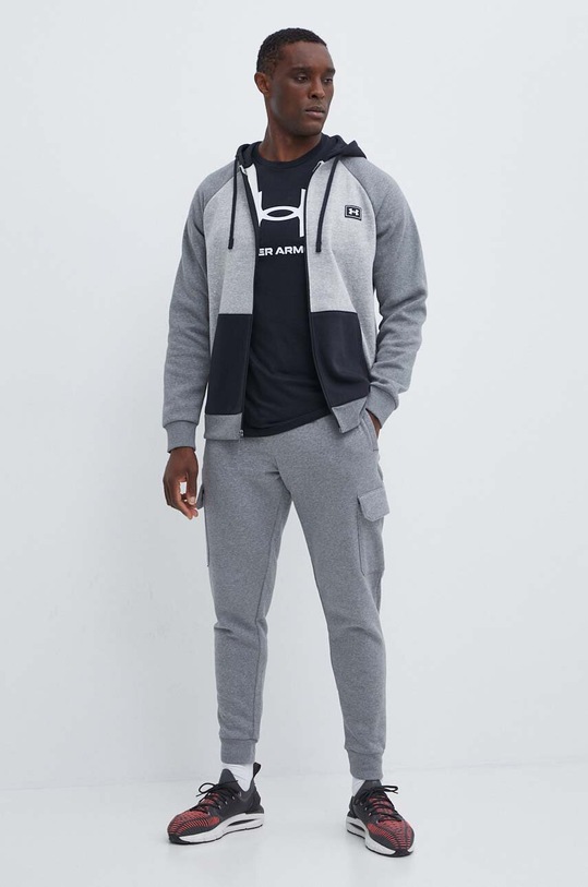 Tričko Under Armour 1382911 čierna AW24