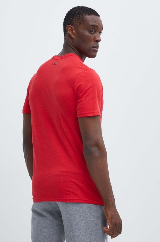 Oblečenie Tričko Under Armour 1382915 červená