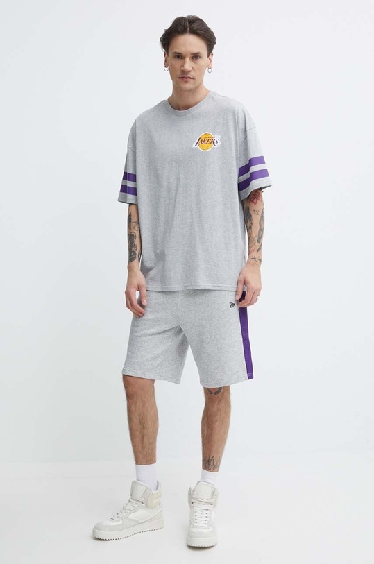 Bavlněné tričko New Era LOS ANGELES LAKERS 60435435 šedá SS24