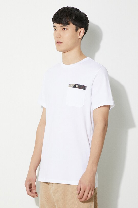Памучна тениска Barbour Durness Pocket Tee бял MTS0682