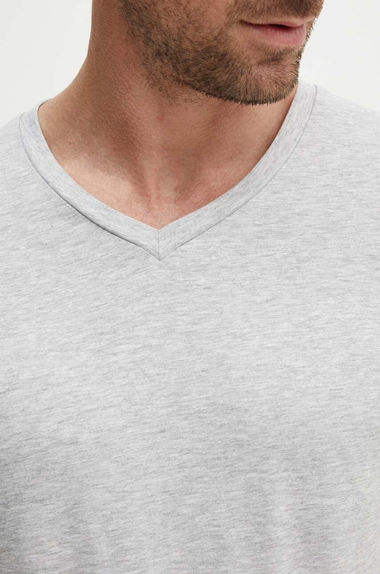 Tričko Lindbergh 30.48001E.GREYMEL sivá