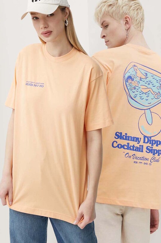 On Vacation tricou din bumbac Skinny Dippin' Cocktail Sippin' print portocaliu OVC.T151
