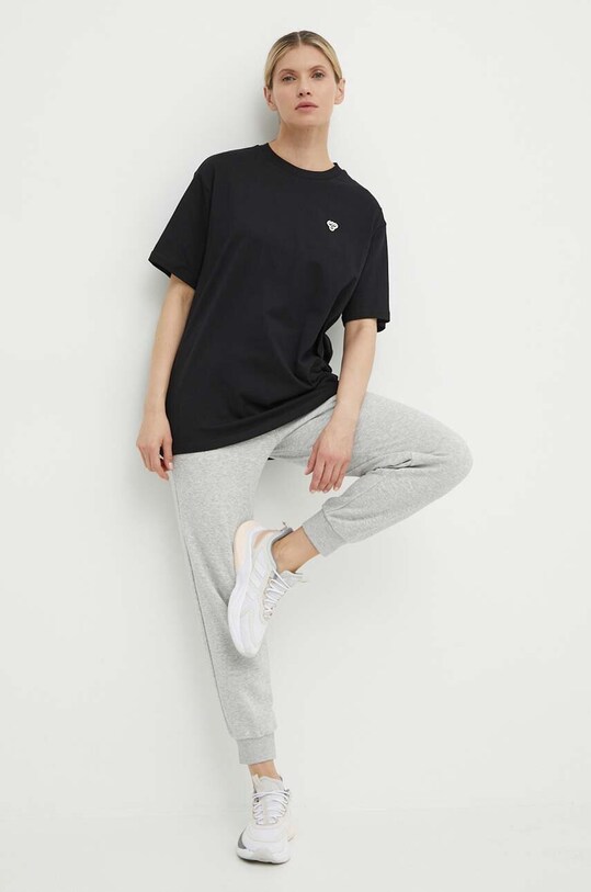 Odzież Hummel t-shirt bawełniany hmlLOOSE T-SHIRT BEE 225349 czarny