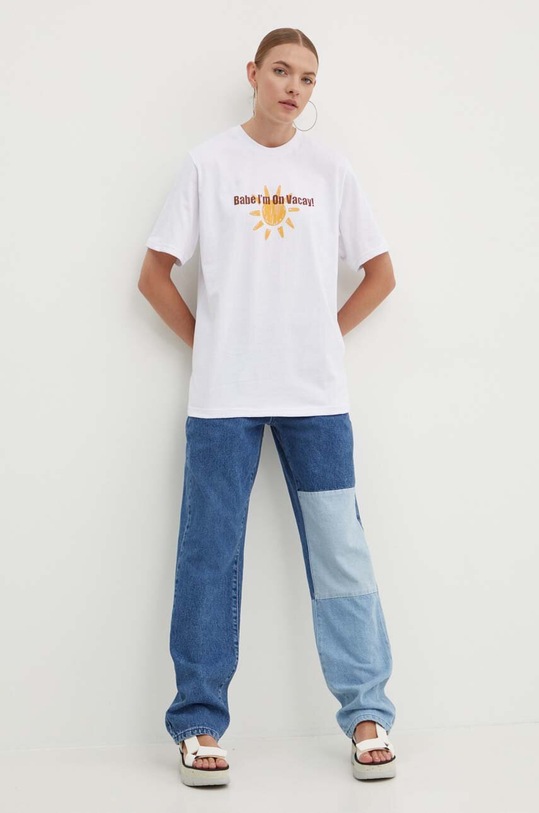 Îmbrăcăminte Drivemebikini tricou din bumbac On Vacay 2024.DRV.027.WHB alb