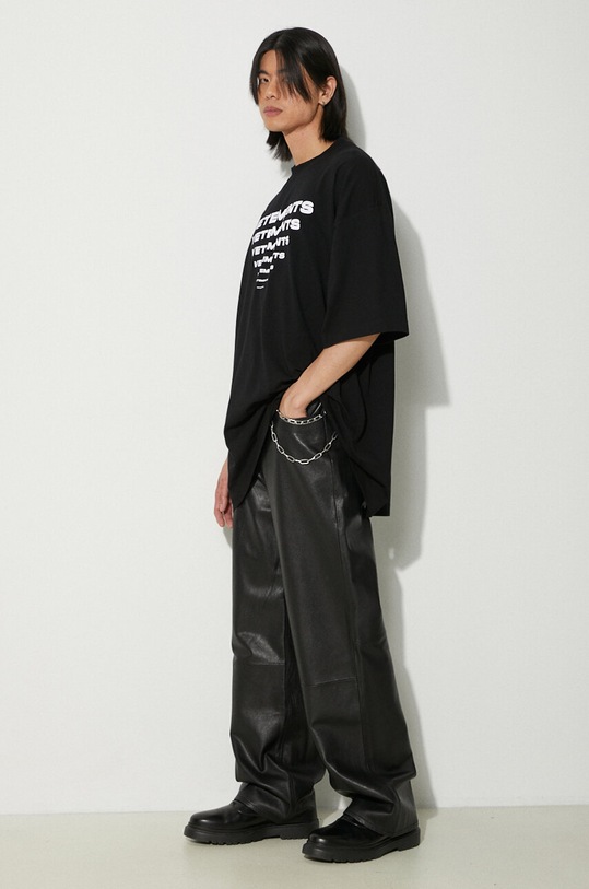 Clothing VETEMENTS cotton t-shirt Pyramid Logo UE64TR140B black