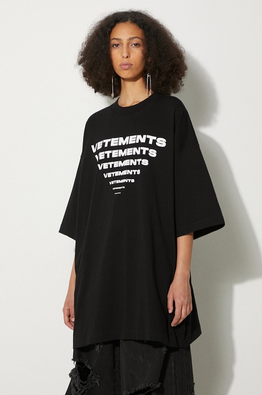 VETEMENTS cotton t-shirt Pyramid Logo UE64TR140B