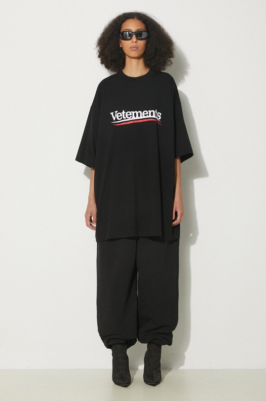 VETEMENTS cotton t-shirt Campaign Logo T-Shirt UE64TR440B black SS24