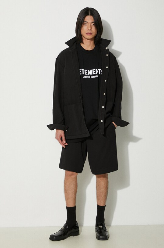Одежда Хлопковая футболка VETEMENTS Limited Edition Logo T-Shirt UE64TR800B чёрный