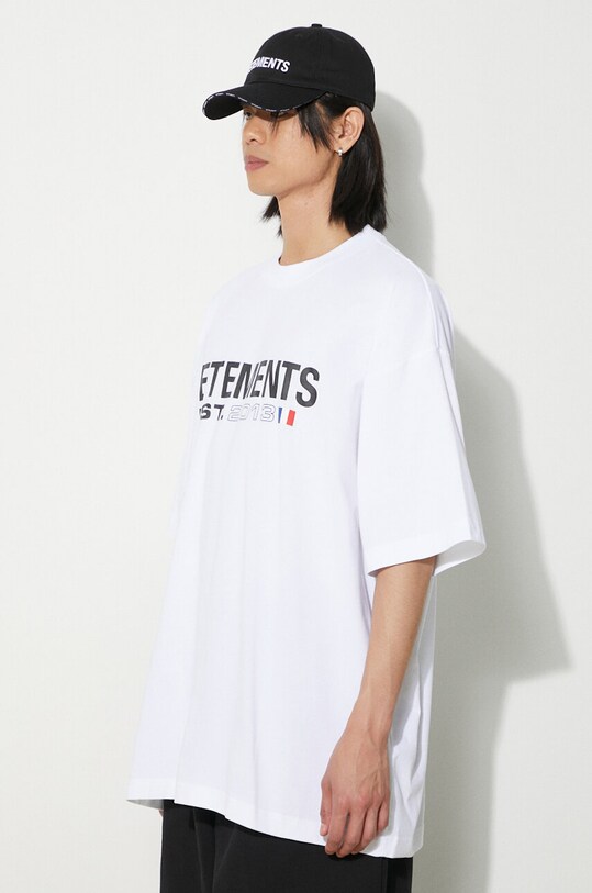 VETEMENTS t-shirt in cotone Flag Logo T-Shirt UE64TR160W
