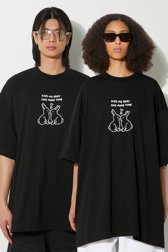 VETEMENTS cotton t-shirt Kissing Bunnies relaxed black UE64TR240B