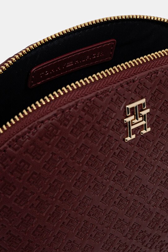 Косметичка Tommy Hilfiger AW0AW17339 бордо SS25