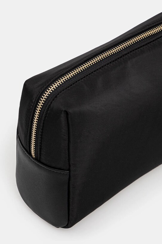 Akcesoria Guess kosmetyczka PW7512.P5115 czarny