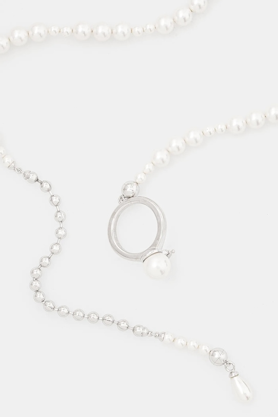 Strieborný náhrdelník AMBUSH Pearl Strand Necklace 12115268 biela SS25